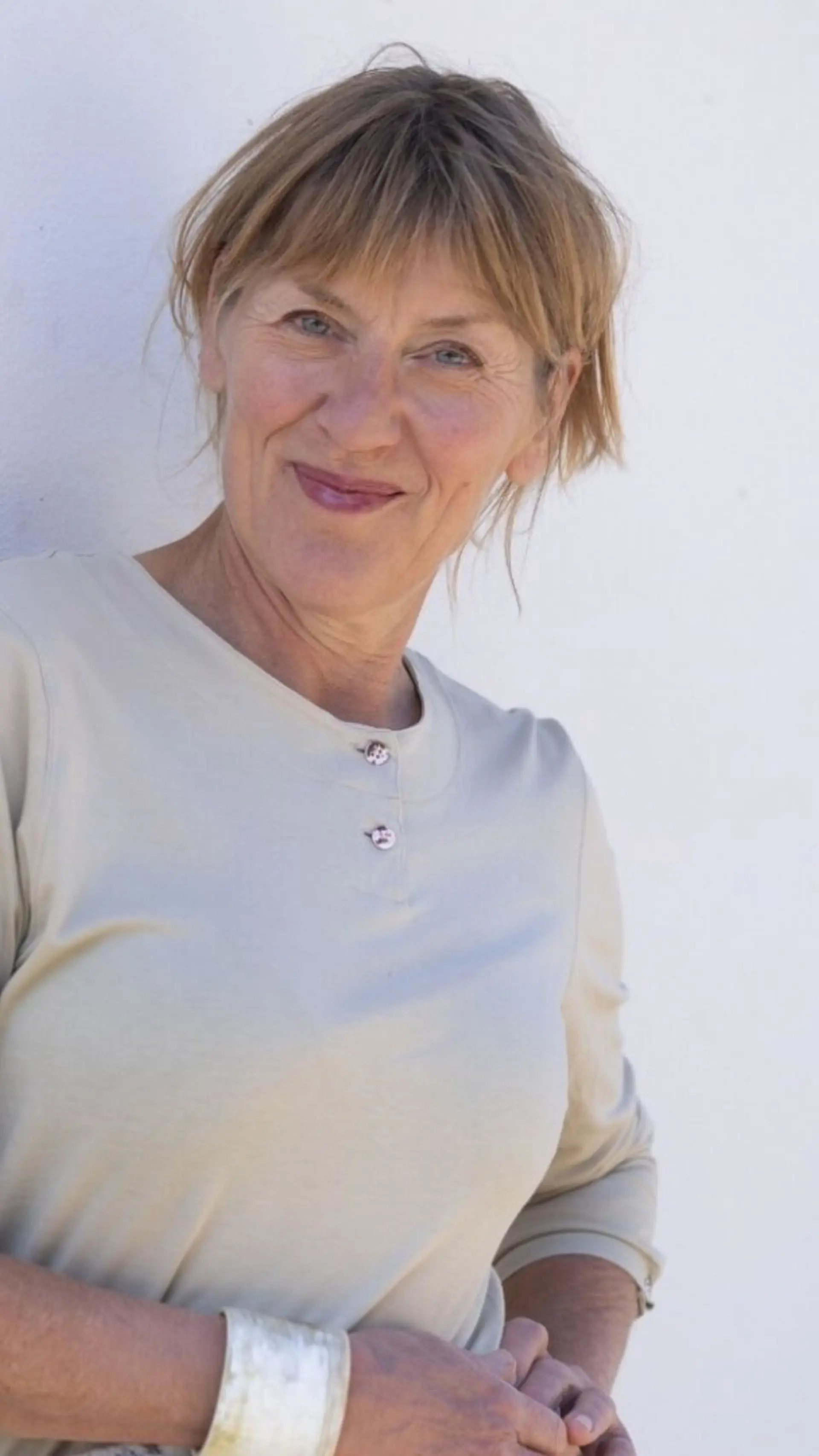 Alice Højer Christensen - <p dir="ltr">Speciallæge og forsker, der gør kompleks viden om tarmsundhed, IBS og mikrobiomet konkret og brugbar.</p>