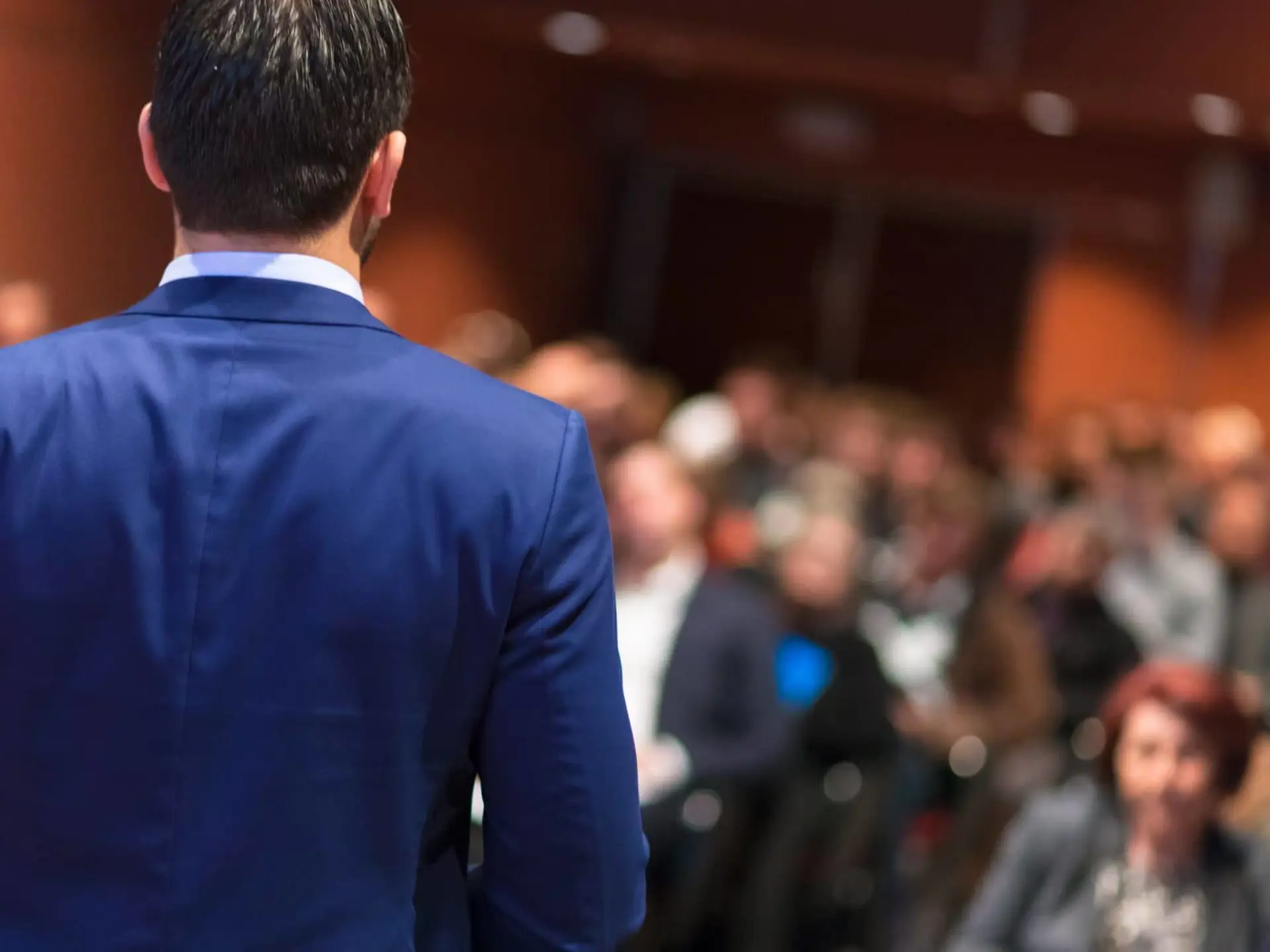 Foredragsholdere der kan tale engelsk