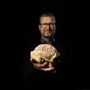 Troels W. Kjær