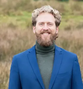 Johan Frederik Banzhaf - Facilitator og ekspert i kropsforankret ledelse og menneskelig bæredygtighed.