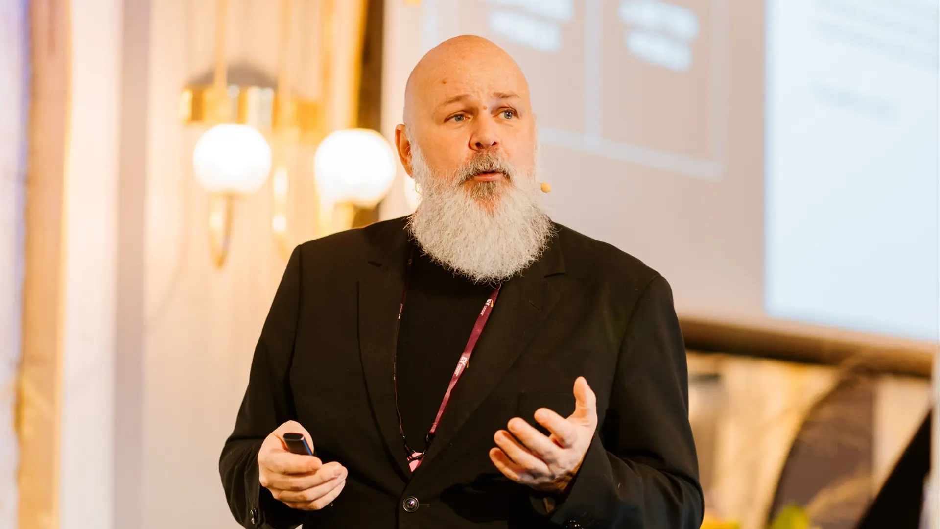 Bugge Holm Hansen - <p>Futurist og seniorrådgiver ved Instituttet for Fremtidsforskning, ekspert i teknologi og&nbsp;innovation.</p>