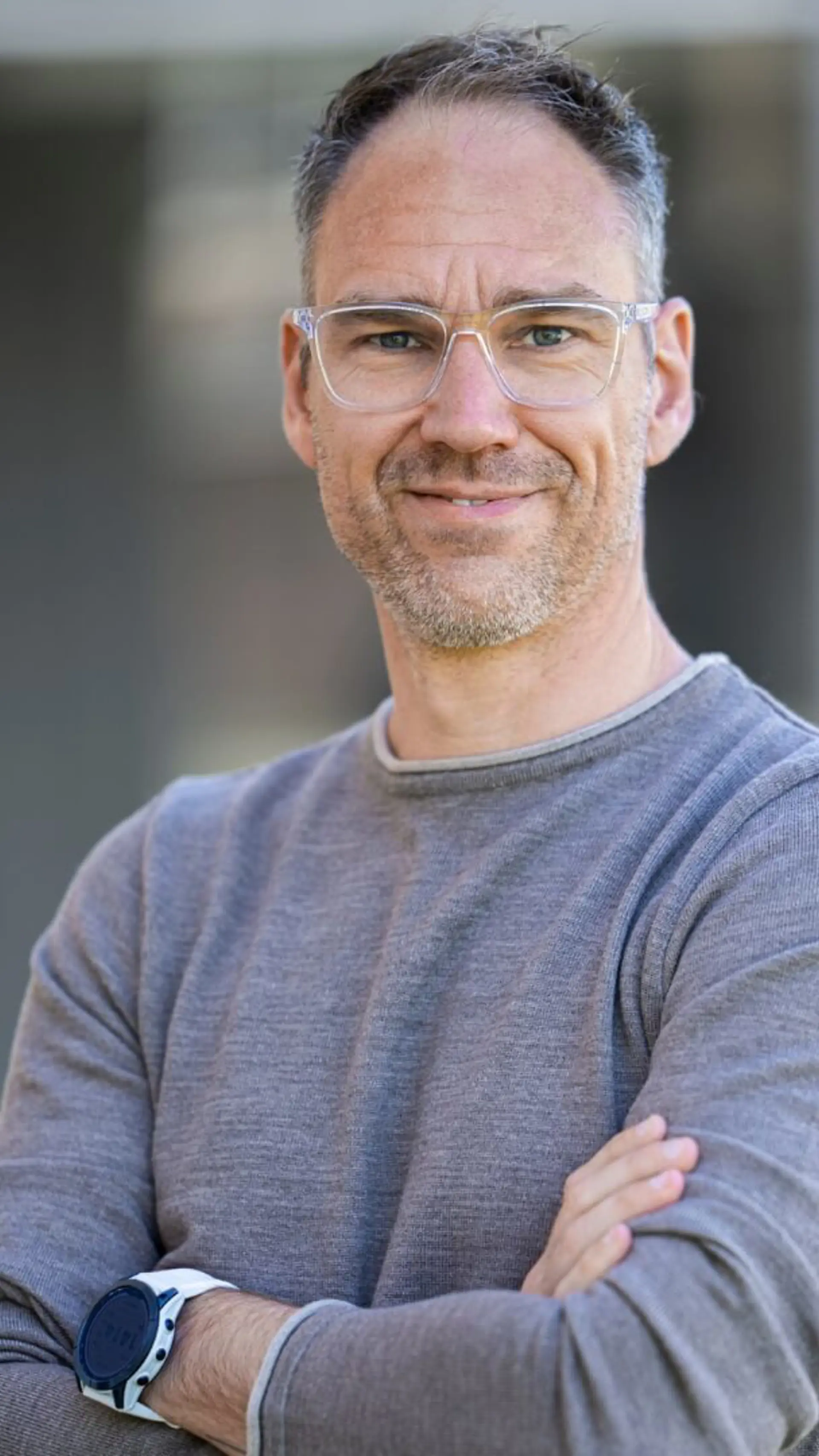 Frank Knudsen - <p>Konfliktcoach og mentor Frank Knudsen leverer ærlige og jordnære foredrag om konflikthåndtering, relationer og trivsel – med humor og praktiske værktøjer.</p>
