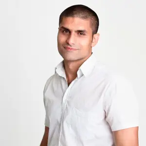 Nagieb Khaja