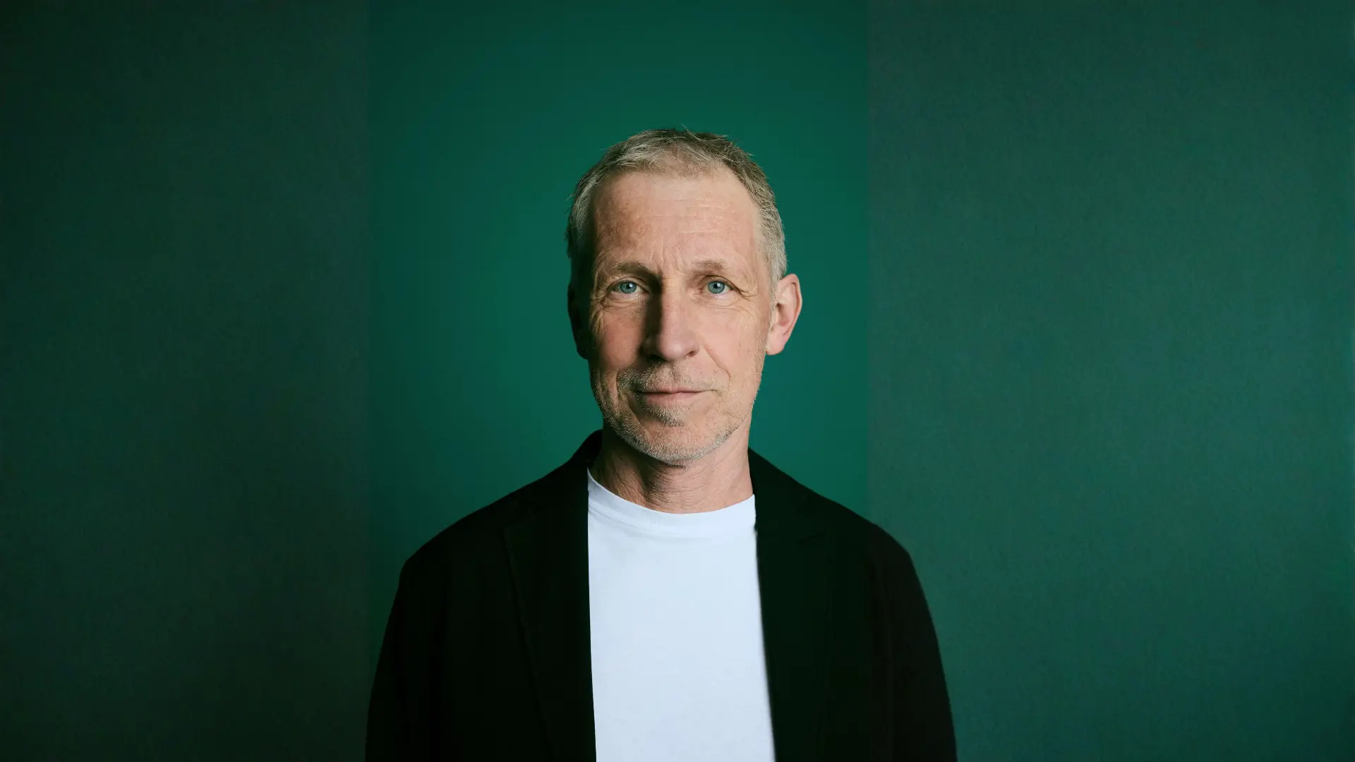 Kim Hundevadt - <div>Krimiforfatter, journalist og debattør om at skrive samtidskrimier om samfundskonflikter</div>