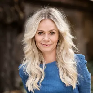 Anne Glad