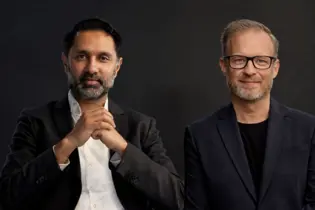 Når AI altid svarer, mister mennesker træningen i at række ud