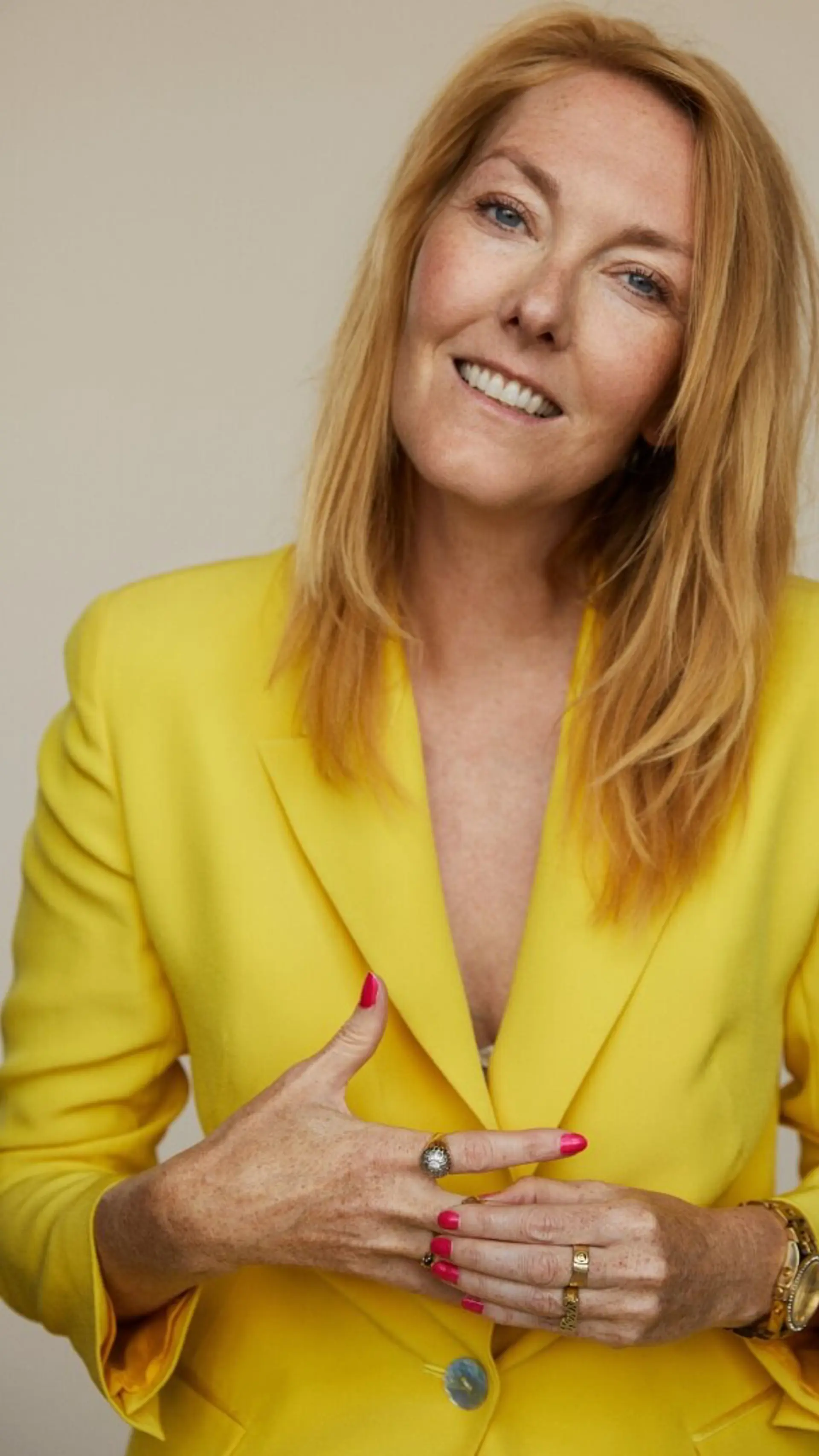 Ditte Hansen - <p dir="ltr">Skuespiller og forfatter Ditte Hansen leverer humoristiske foredrag om kvindeliv, selvkritik og det uperfekte liv med varme og skarphed.</p>